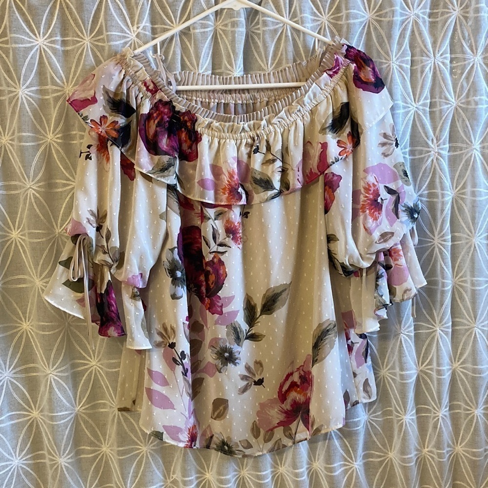 WHBM blouse - Picture 12 of 12